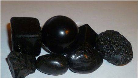 Negru onyx: Proprietăți de piatră, aplicație, opțiune și îngrijire