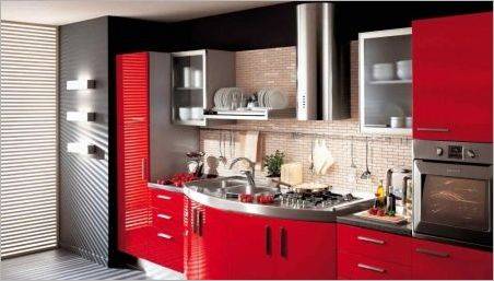 Bucătărie interioară în roșu și negru