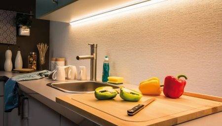 Opțiuni pentru organizarea iluminarea zonei de lucru în bucătărie