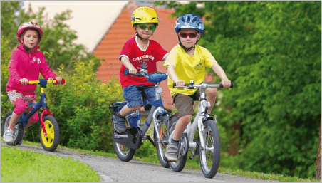 Biciclete cu două roți pentru copii: soiuri și sfaturi despre alegerea