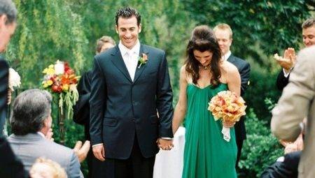 Rochii de nunta verde - pentru mirese neobișnuite