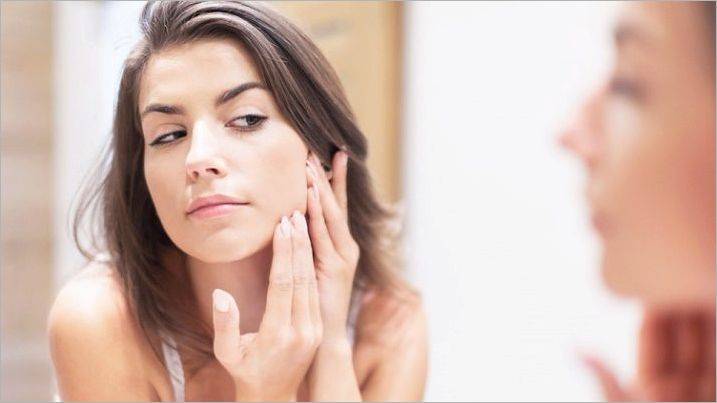 6 obiceiuri proaste, din care cauza acnee apar