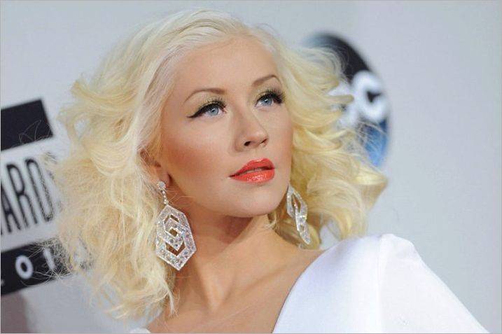 Christina Aguilera pentru prima dată într-o lungă perioadă de timp a fost publicat cu un iubit