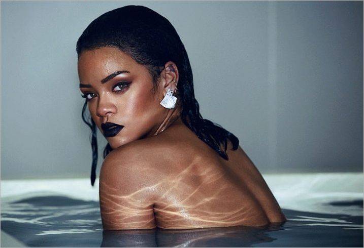 Rihanna a căzut de la scuter și a lovit fața asfaltului: imaginile cântăreților au lovit rețeaua